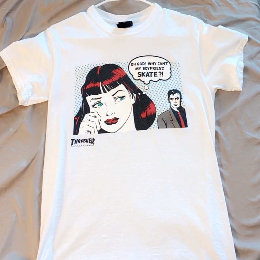 size men’s small thrasher shirt